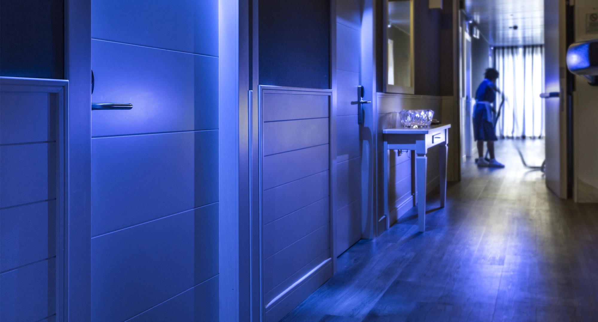 media.Slide-Camera-Deluxe-02-Atlantic-Riviera-Misano