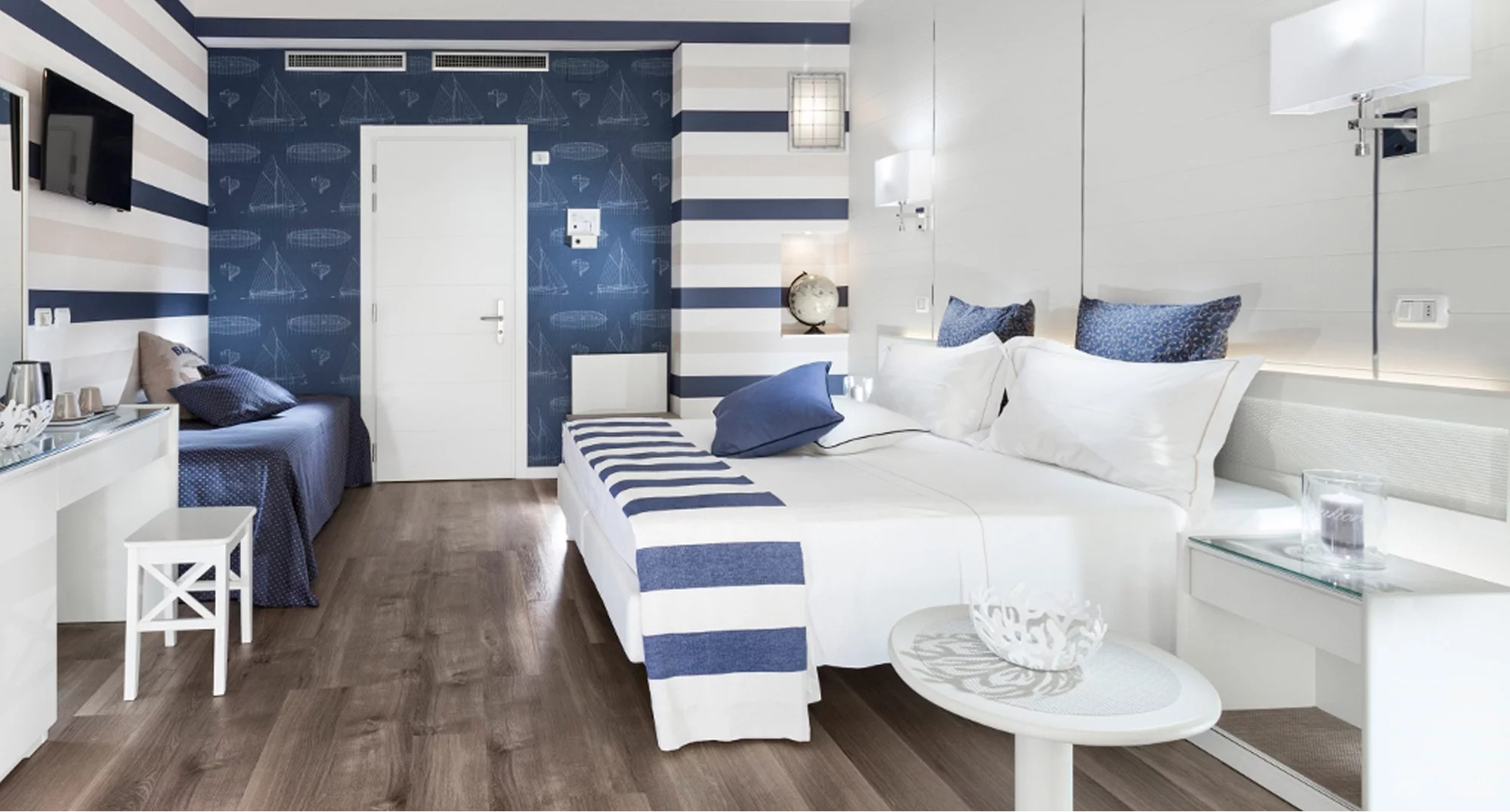 media.Slide-Junior-Suite_2Atlantic-Riviera-Misano